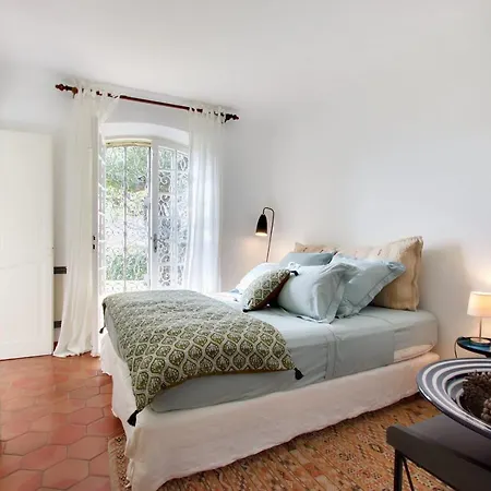 Villa Les Rossignols Splendid With Sea View And Swimming Pool